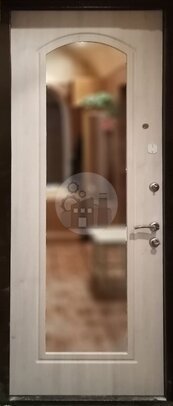антивандальная входная дверь с зеркалом внутри - внутренняя часть двери ДВ-1864